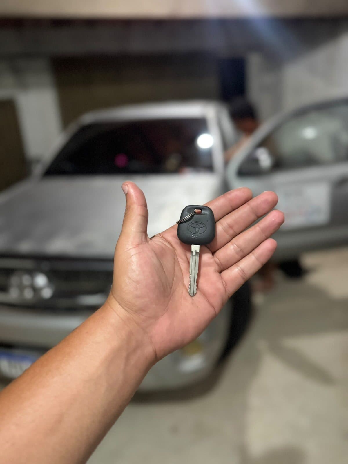 Atendimento de chaveiro automotivo noturno em Aquiraz
